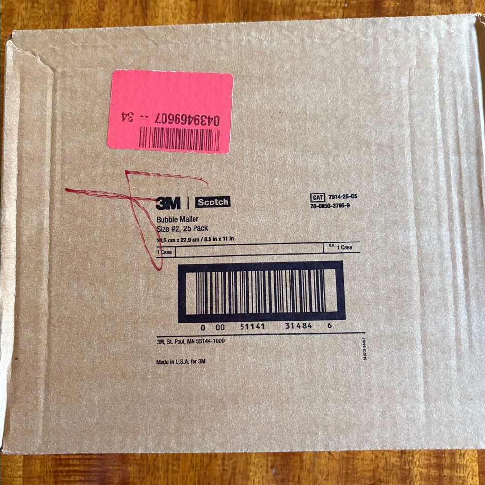 3M Scotch Bubble Mailer Size #2 New In Box 25 Pack 8.5" X 11"